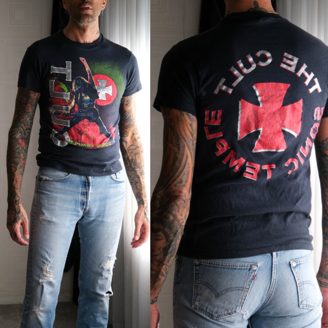 The Cult Sonic Temple, Vintage Rock Band Unisex T-Shirt. sold by A r o