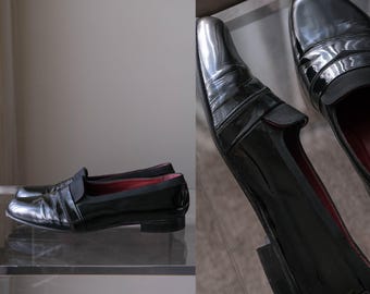 Mocassini da smoking vintage anni '80 BALLY of Switzerland in vera pelle verniciata nera / Made in Italy / Taglia 12 / Scarpe da uomo firmate anni '80