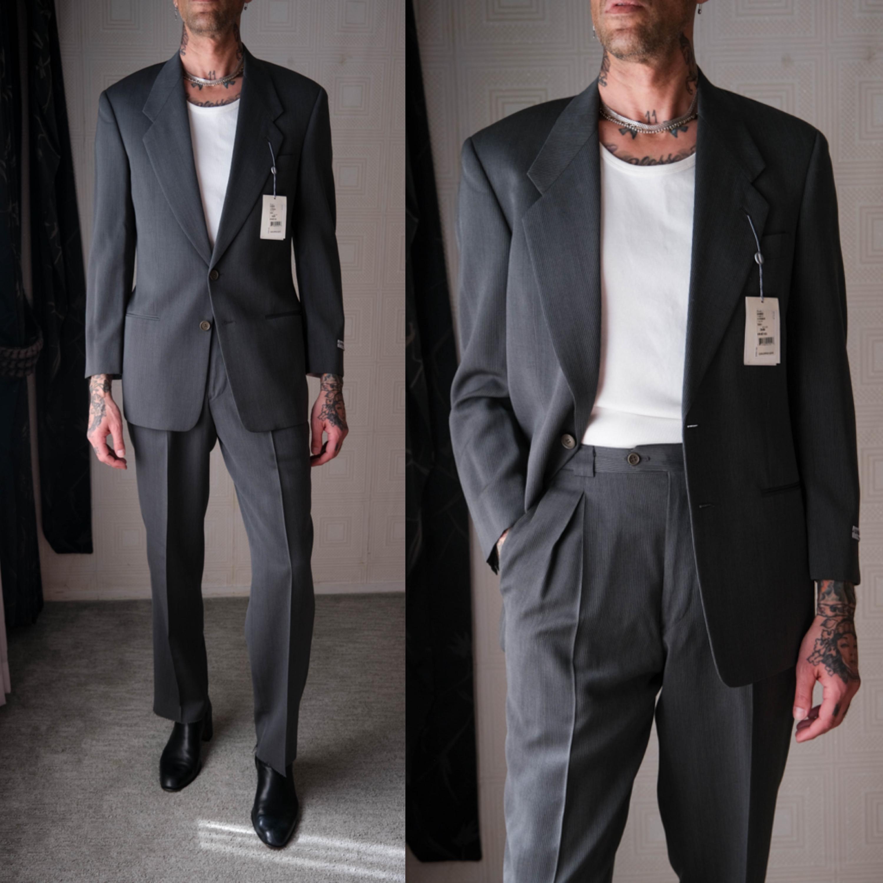 80s Giorgio Armani アルマーニ　レーヨン　リネン　アイスグレー Vintage 80s Giorgio Armani Le Collezioni Cool Gray Textured Stripe