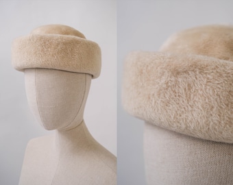 Vintage 50s Shaggy Felt T.a. Chapman Cp Empress Felted Cap w/ folded down Detailing| 1950s Designer Felted Cap | Light Taupe, Vintage Hat