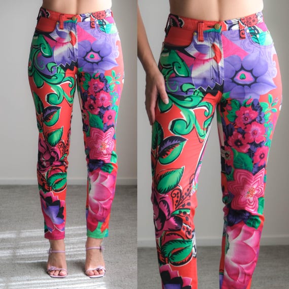 Versace Jeans Couture, Vintage 90s VERSACE JEANS COUTURE Vibrant Pop Floral Print Cotton 5 Pocket Jeans | Made in Italy | Size 28x29 | 1990s Designer Womens Pants