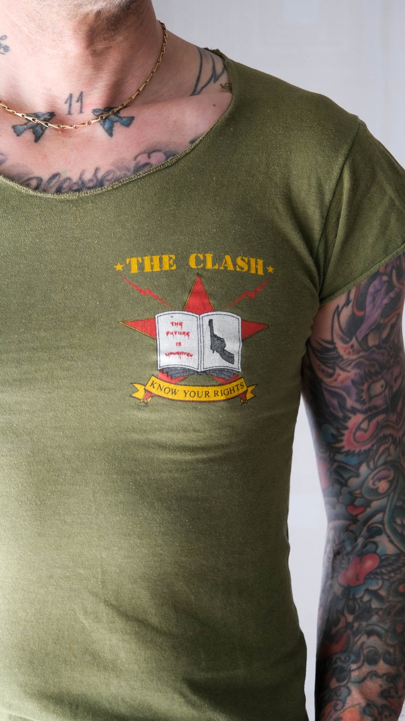 Vintage 80s THE CLASH 1982 Know Your Rights North American Tour Destroyed Tee Shirt AUTHENTIC 100% Cotton 1980s Punk Rock Band T-Shirt image 3