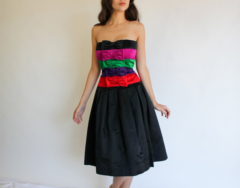 Evening Cocktail Gown Vintage 80s Albert Nipon Strapless Bow Striped Party Dress 1980s Designer Prom Silk and Rayon Blend Date Night