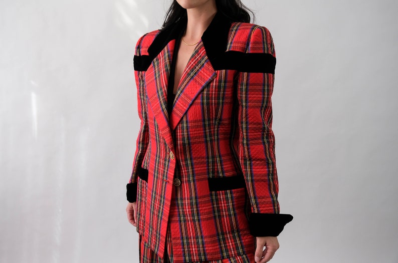 Vintage 90s Jacques Fath Boutique Quilted Red Plaid & Black Velvet Blazer w/ Gold Logo Buttons Made in Paris 1990s French Designer Coat image 2