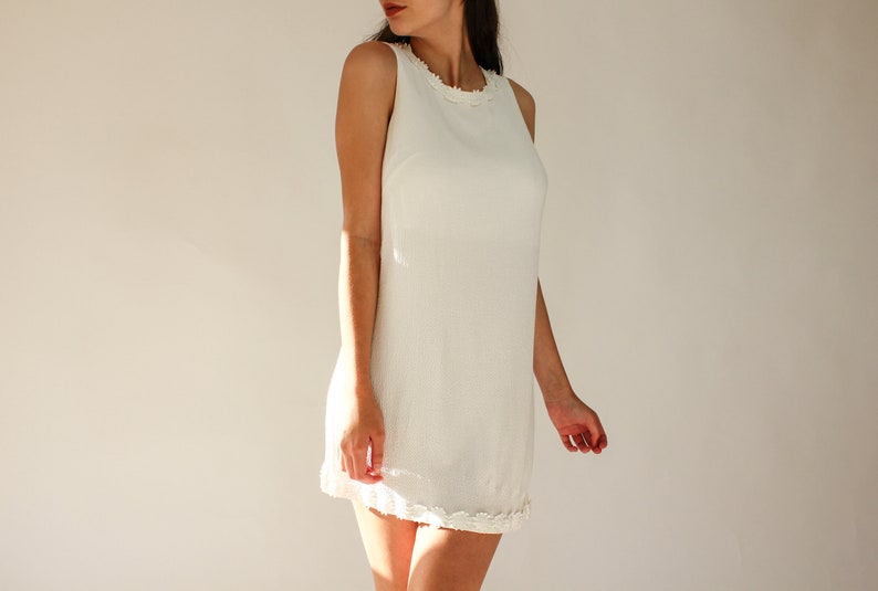 Vintage 90s Buyers Too White Rayon Floral Trim Mini Dress 1990s Boho Crinkle Babydoll Made in USA Sheath Mini Summer Dress Grunge Era