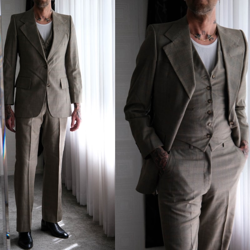 1970s Pierre Cardin Men's Blue Suit