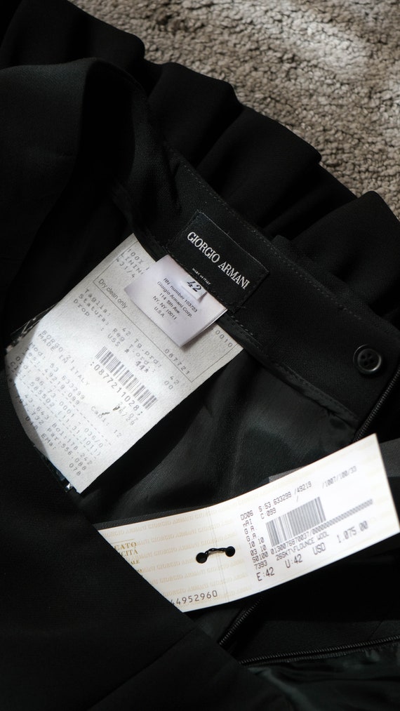 Vintage GIORGIO ARMANI 2006 Fall Deep Black Pure Wool  display picture 2