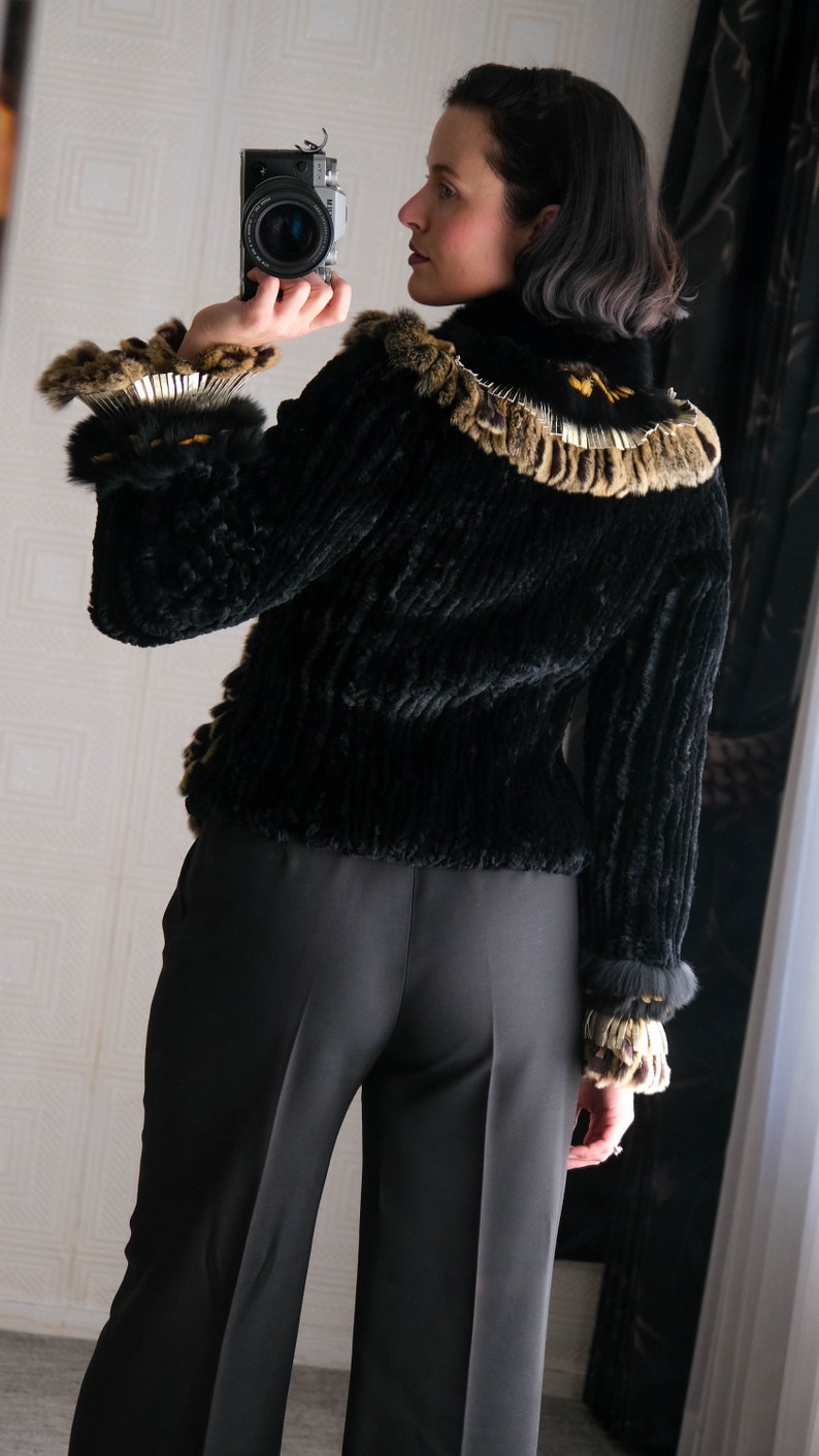 Vintage 90s CEDRICS Black & Tan Frosted Knit Fur Crop Zip Jacket w/ Gold Leather Fringe Cuffs 100% Genuine Fur 1990s Designer Fur Coat image 9