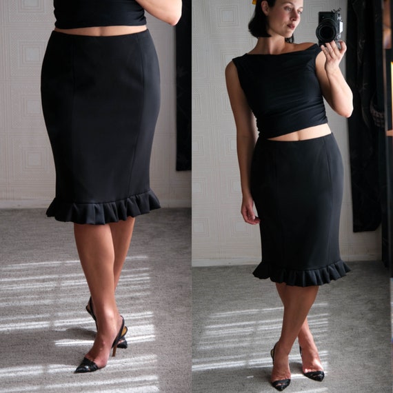 Vintage GIORGIO ARMANI 2006 Fall Deep Black Pure Wool Mermaid Ruffle Pencil Skirt | Made in Italy | 100% Wool | Y2K ARMANI Designer Skirt