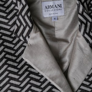 GIORGIO ARMANI Charcoal Chevron Pattern Linen Cropped Blazer w/ Silver Silk Lining Made in Italy Y2K 2000s ARMANI Designer Linen Jacket image 9