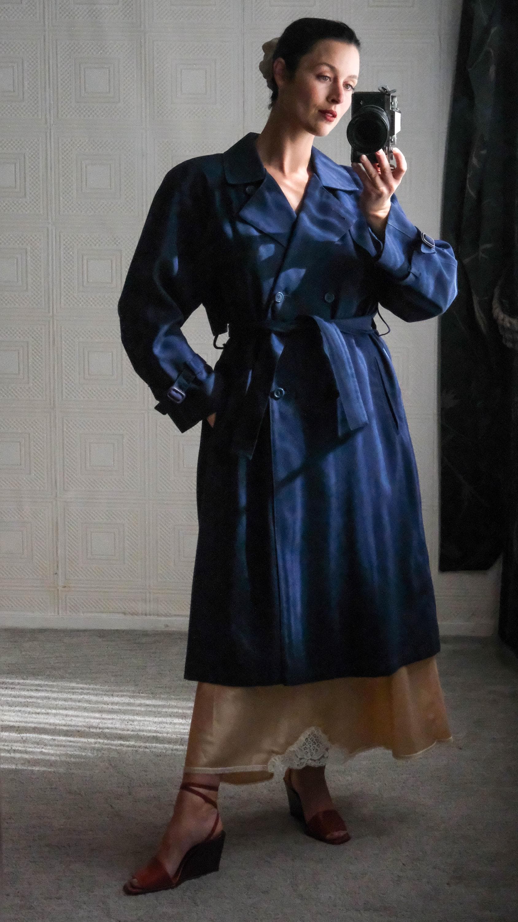 Vintage 70s LONDON FOG Navy Double Breasted Belted Trench Coat W