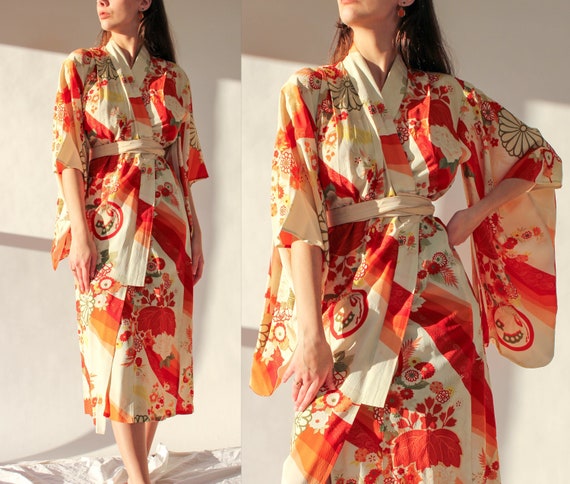 Antique Japanese Sunburst Floral Stitched by Hand… - image 1