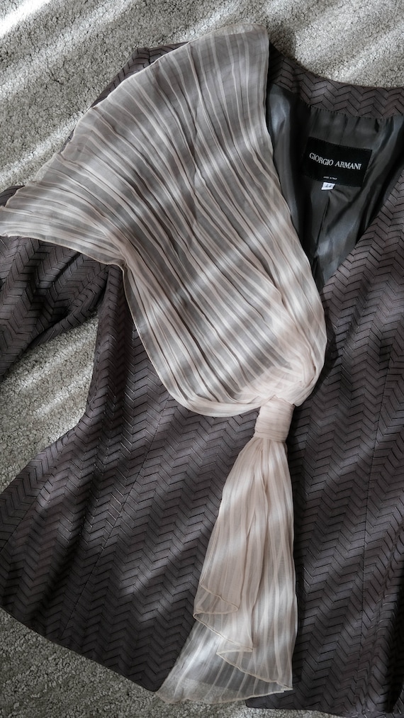 GIORGIO ARMANI Spring 2006 Silk Chevron Pattern Cropped GIORGIO ARMANI Spring 2006 Silk Chevron Pattern Cropped