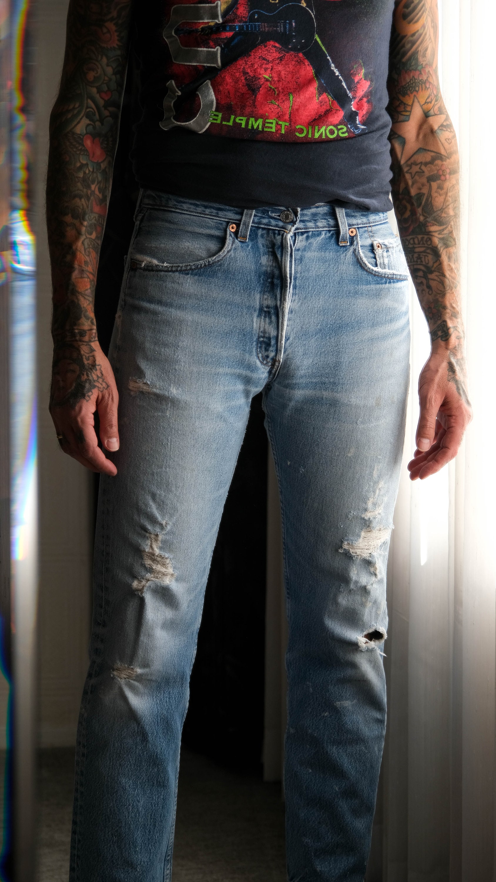 Vintage 80s LEVIS 501 Whiskered Medium Light Destroyed Button Fly 
