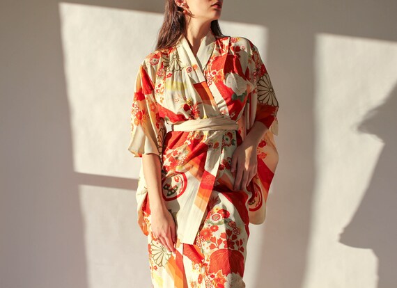 Antique Japanese Sunburst Floral Stitched by Hand… - image 2