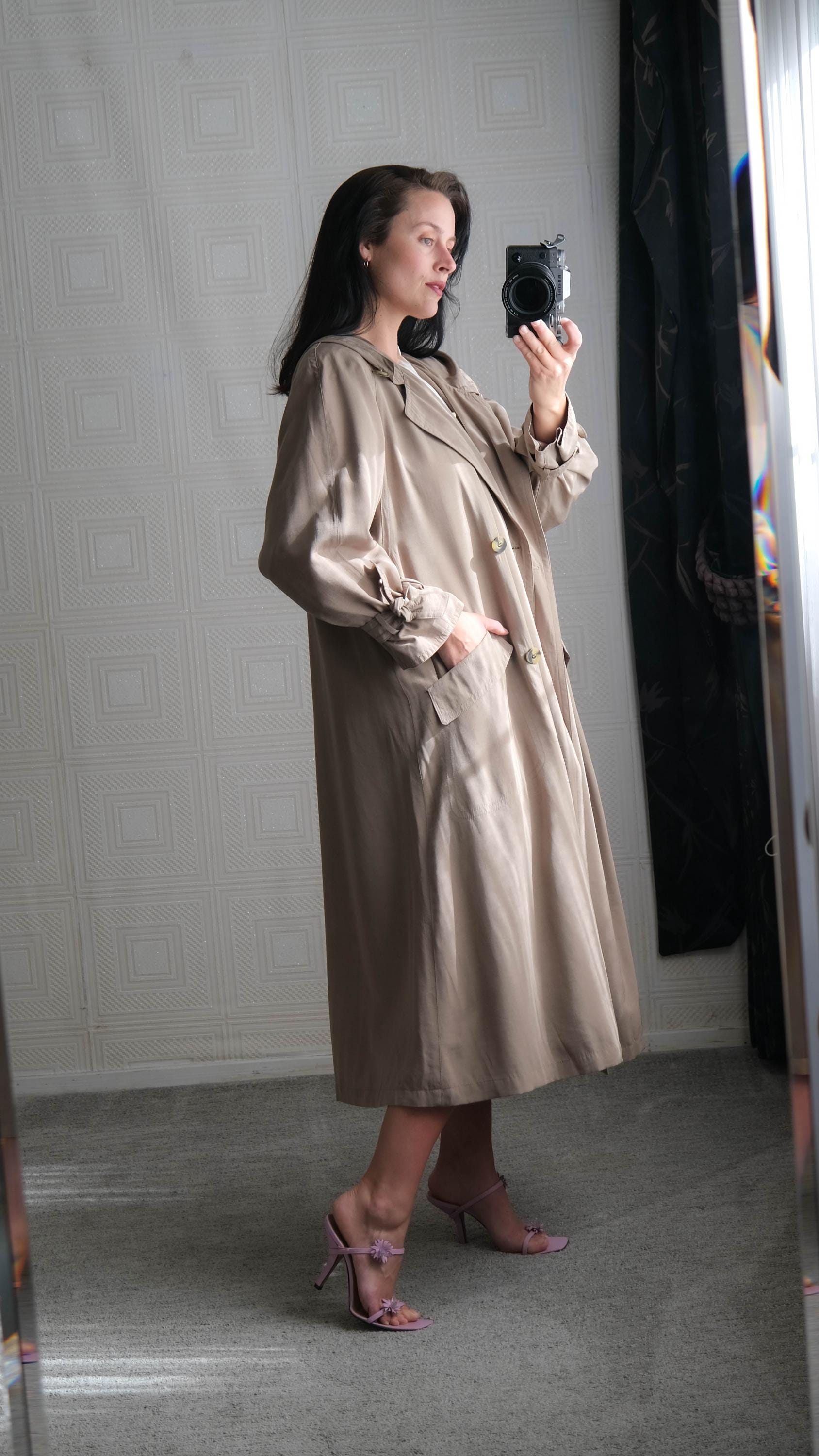 Vintage 80s J. GALLERY Golden Olive Shimmery Sharkskin Hooded