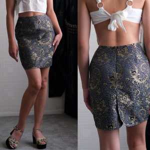Vintage 90s ROXY Asian Floral Brocade Sheen Mini Skirt W/ Peacock Feather Pattern | Made in USA | 1990s Roxy Surfer Designer Mini Skirt