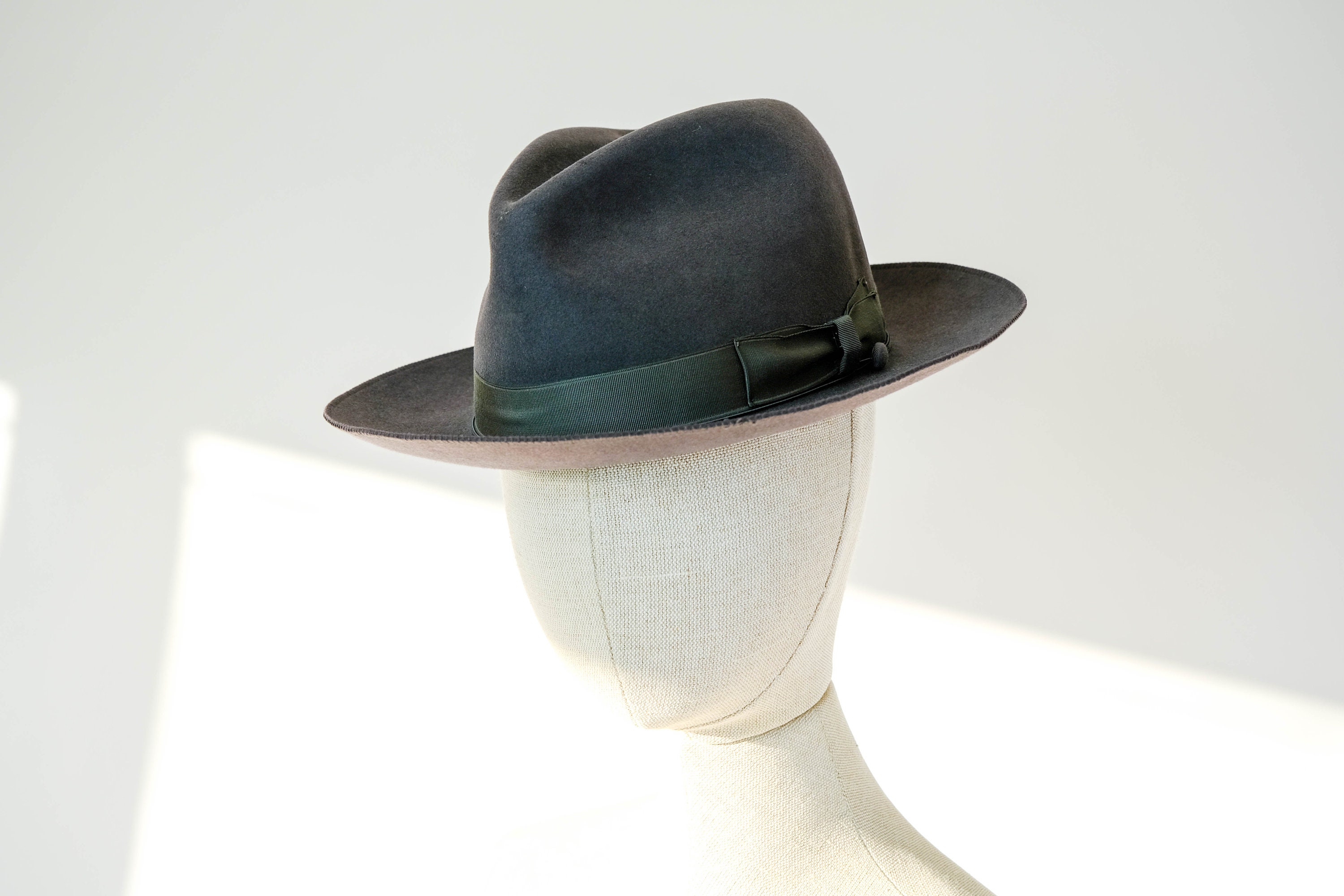 Vintage BORSALINO Gray Fur Felt Wide 