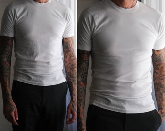 Vintage 80s MUNSINGWEAR Blank White Single Stitch Tee Shirt | Made in USA | 100% Cotton | 1980s 1990s Unisex Retro Blank Undershirt T-Shirt