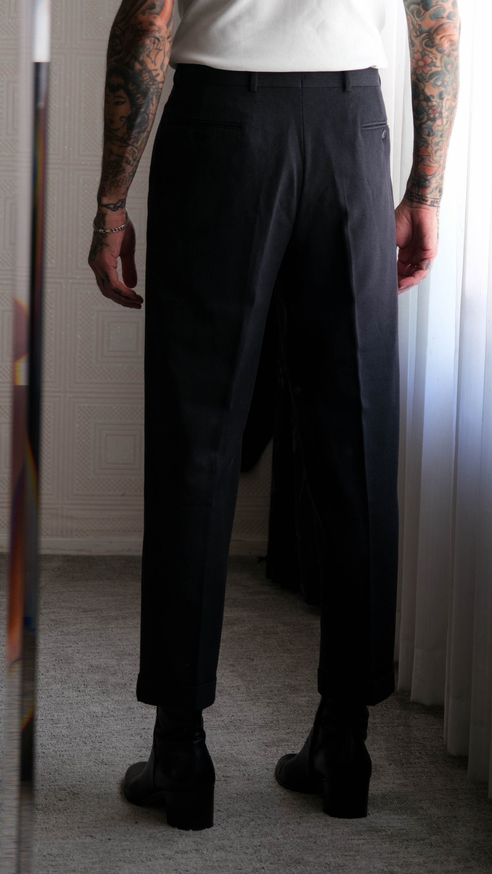 Vintage 90s GIORGIO ARMANI A Milano Borgonuovo 21 Charcoal Vintage 90s GIORGIO ARMANI A Milano Borgonuovo 21 Charcoal