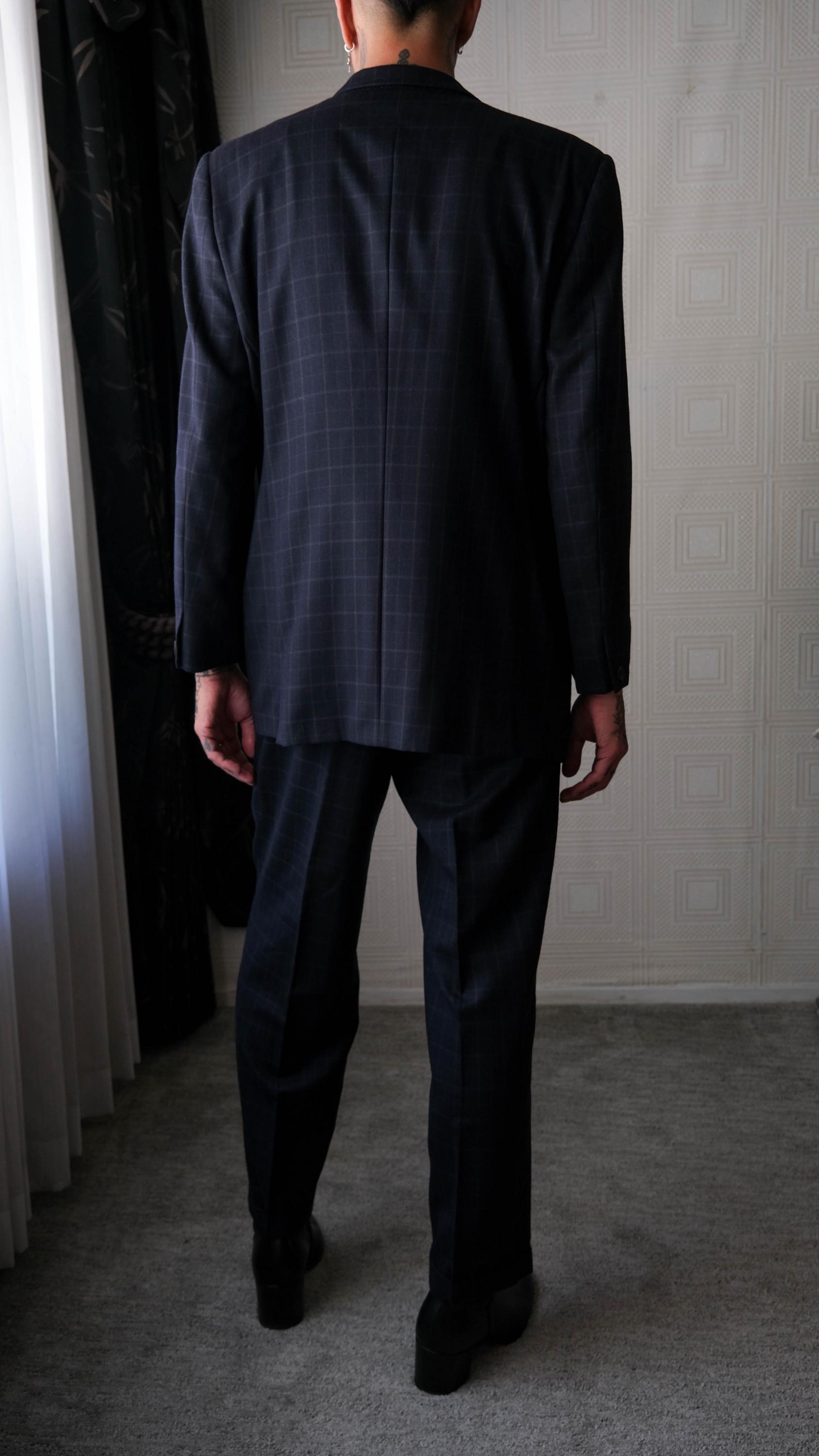 GIANNI VERSACE COUTUREのスーツです。ヴィンテージ物です！ GIANNI VERSACE COUTUREのスーツです。ヴィンテージ物です！