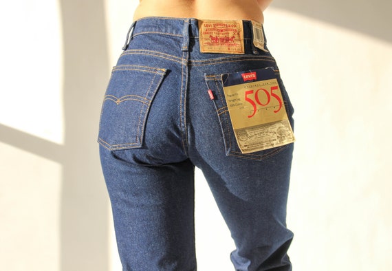 Vintage 80s LEVIS Medium Wash 505 High Waisted Je… - image 8