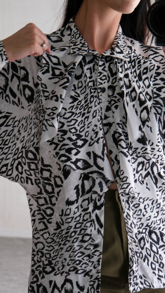 80s Capriccio Black & White Leopard Print Ruffled… - image 2
