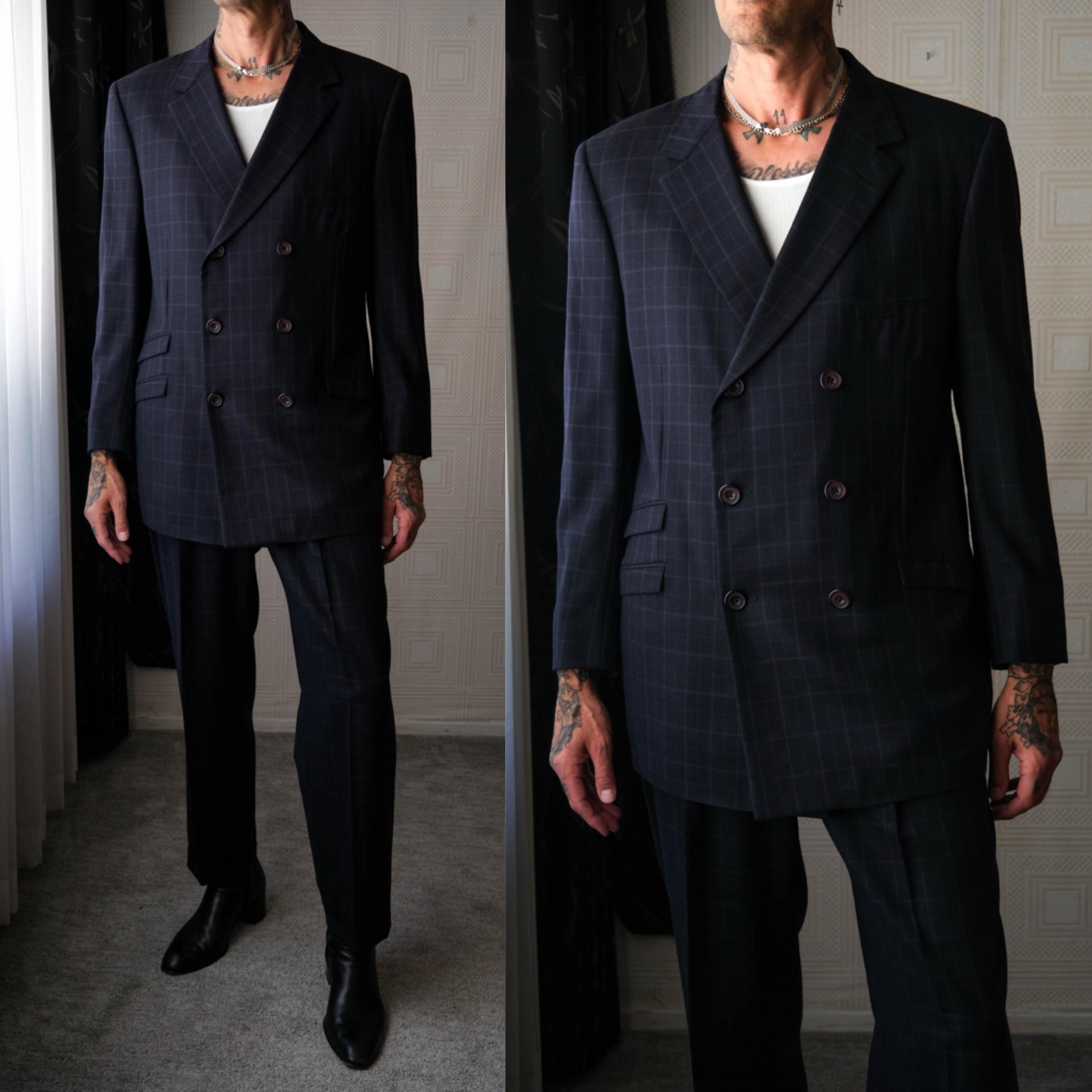 スーツ 90s GIANNI VERSACE Double-breasted Suit Gianni Versace 🔥Vintage 1990's Navy Woven Double Breasted