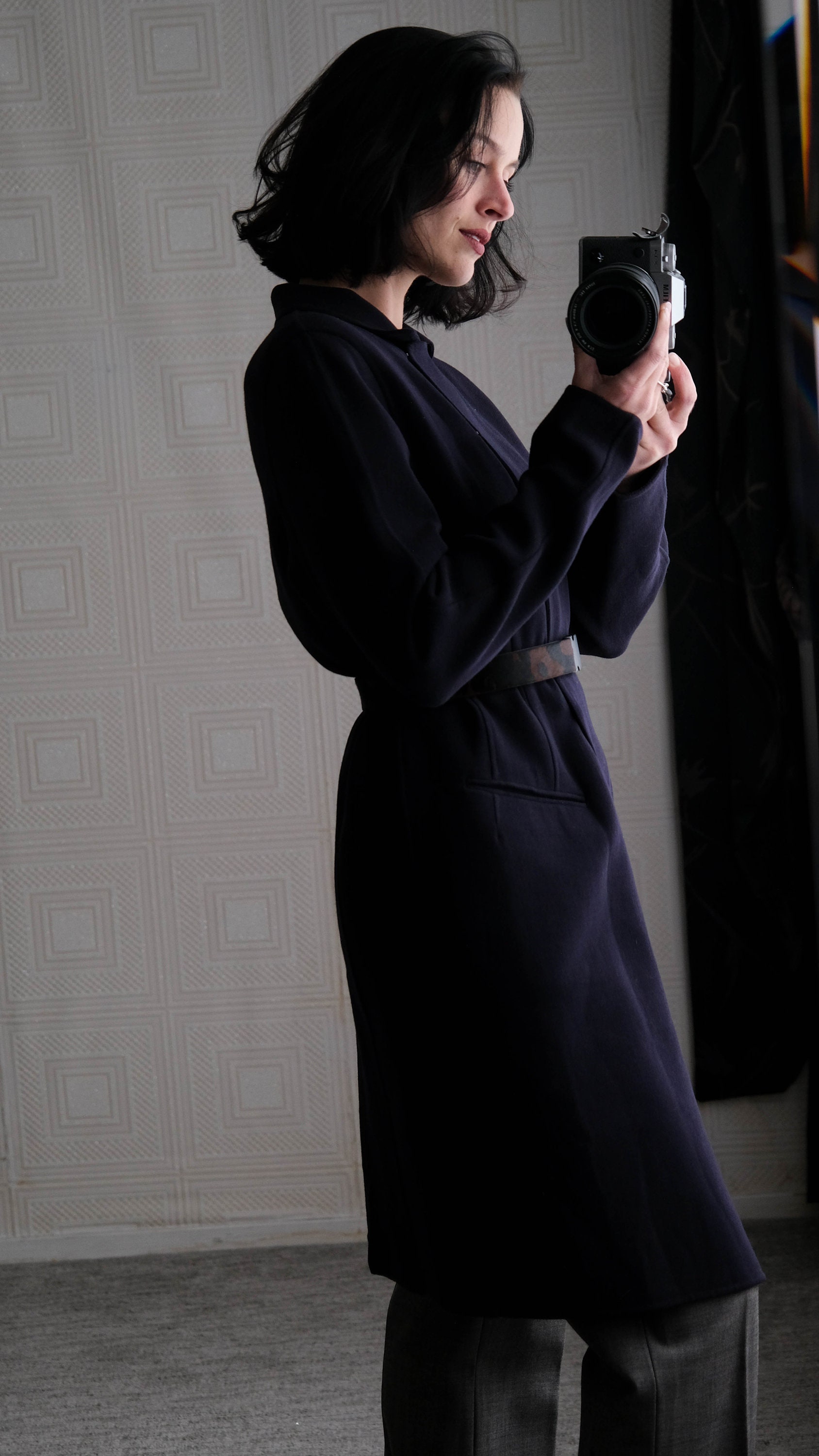 Vintage DONNA KARAN Black Label Navy Wool Stretch Longline Vintage DONNA KARAN Black Label Navy Wool Stretch Longline
