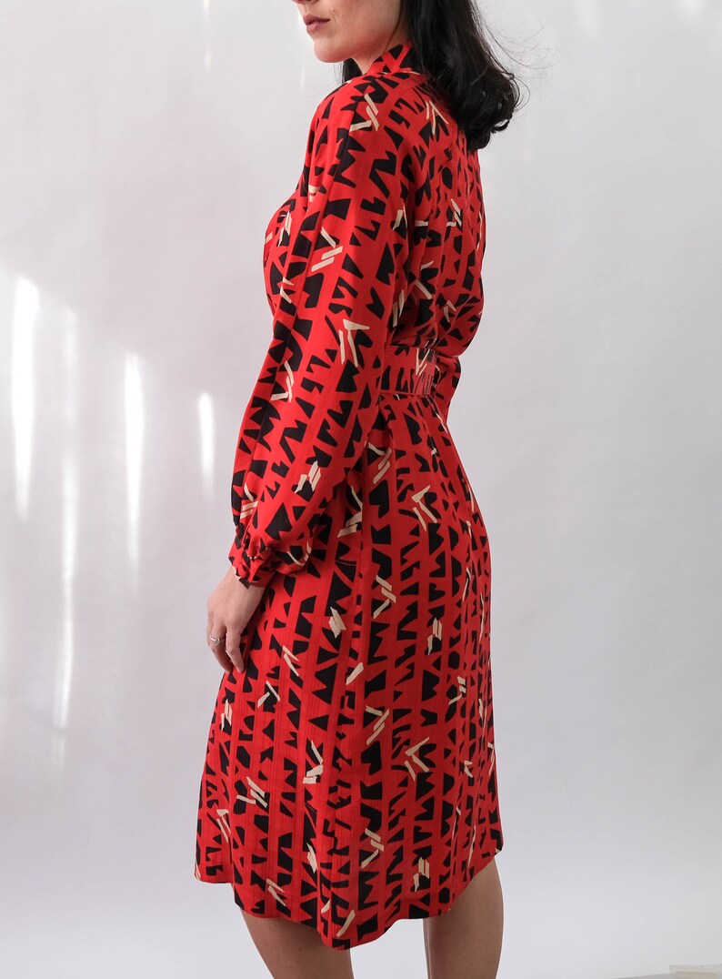 Vintage 80s Red Silk Plaid Jacquard Belted Dress w/ Black & Ivory Geometric Pattern 100% Silk 1980s Silk Bohemian Streetwear Dress image 7