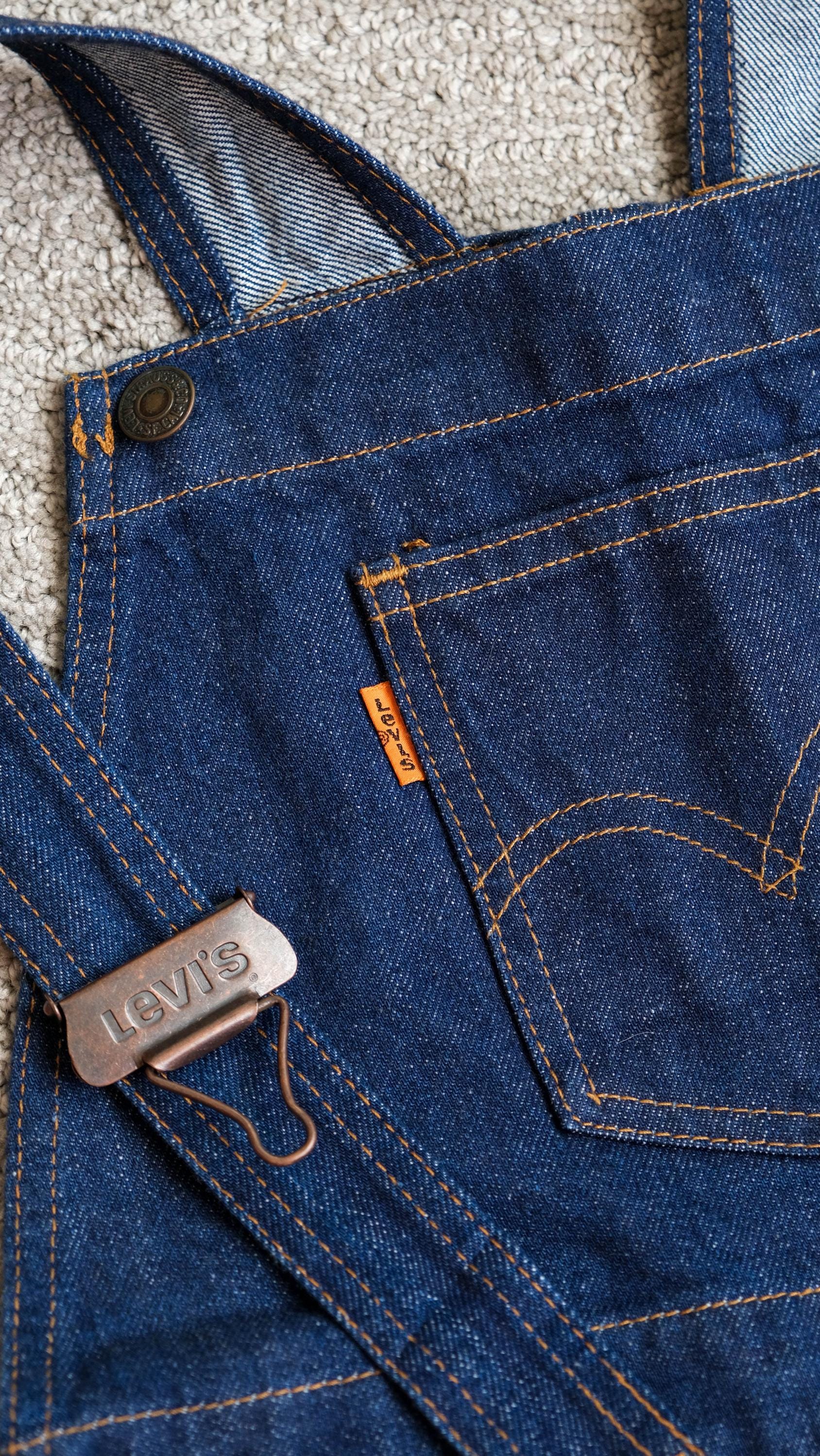 Vintage 70s LEVIS Orange Tap Deep Indigo Wash Slim Fit Bib