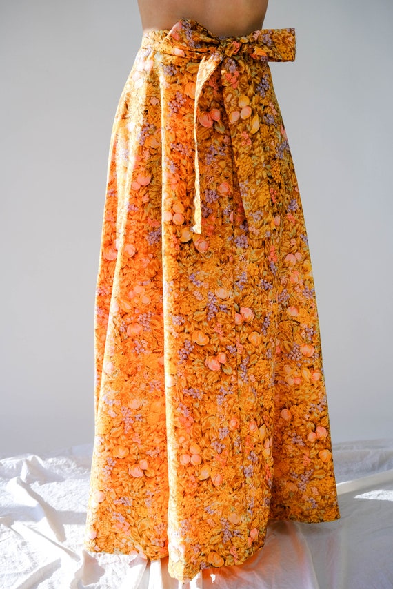 Vintage 70s Earthtone Floral & Fruit Print Maxi S… - image 4