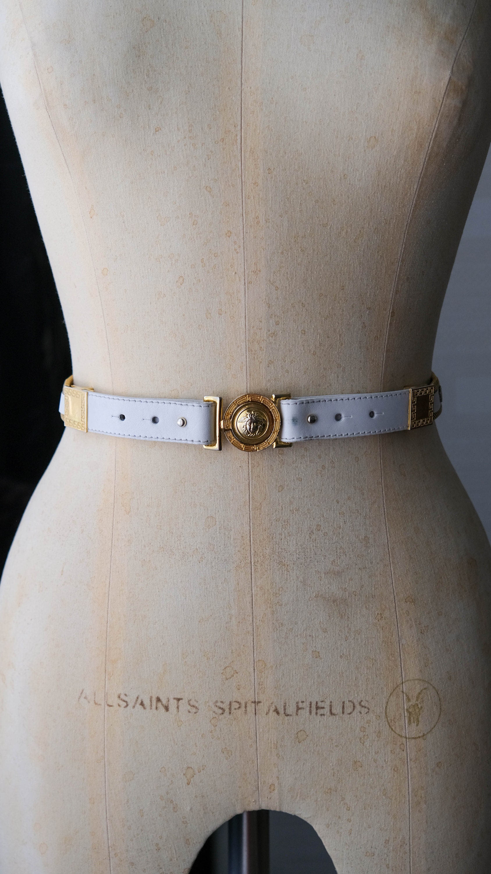 Versace Jeans Couture Belts Women 105/120 White Genuine Leather Gold Buckle NWT BD3D5CDD-7BA5-4F96-A39A-  main image 4