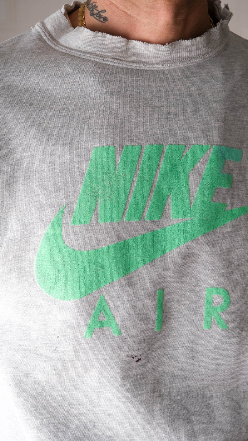 Vintage 90s NIKE AIR Destroyed Gray Crewneck Sweatshirt w/ Puff Print Made in USA Nutmeg Label 1990s Designer Streetwear Sweatshirt image 4