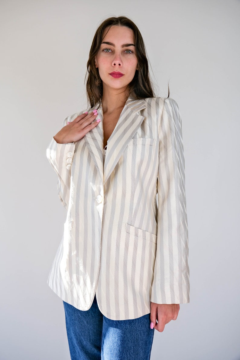 Vintage 90s Giorgio Armani Ivory & Light Gray Textured Stripe Silk Blazer Made in Italy 100% Silk 1990s Armani Designer Silk Jacket image 4