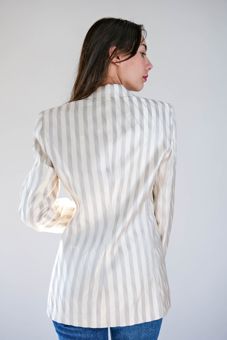 Vintage 90s Giorgio Armani Ivory & Light Gray Textured Stripe Silk Blazer Made in Italy 100% Silk 1990s Armani Designer Silk Jacket image 7