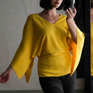 Vintage Diane Von Furstenberg Silk Assets Canary Yellow Textured Silk Split Dolman Sleeve Blouse 100% Silk Y2K DVF Designer Kimono Top image 4