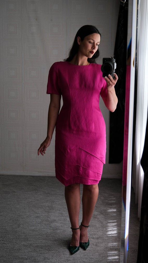 Vintage 80s Capriccio Fuchsia Linen Sheath Dress w/ Asymmetrical Triangle Panel Hemline | 100% Linen | 1980s Designer Pink Avant Garde Dress