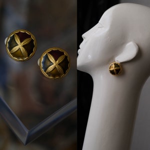 Vintage 80s ANNE KLEIN Signed Gold Scalloped Frame & Earthtone Enamel Clip On Earrings | Donna Karan Era | 1980s Designer Statement Jewelry