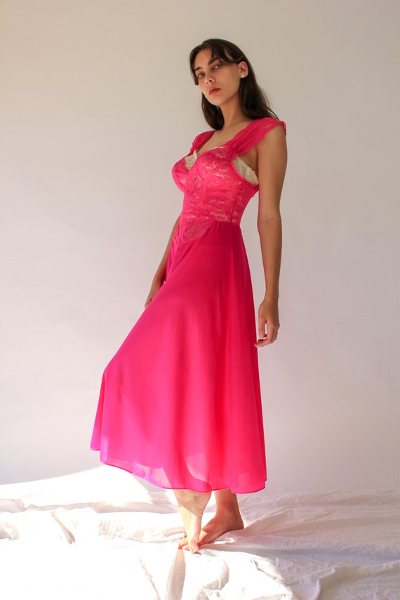 Vintage 80s Vandmere Hot Pink Lace and Satin Peig… - image 5