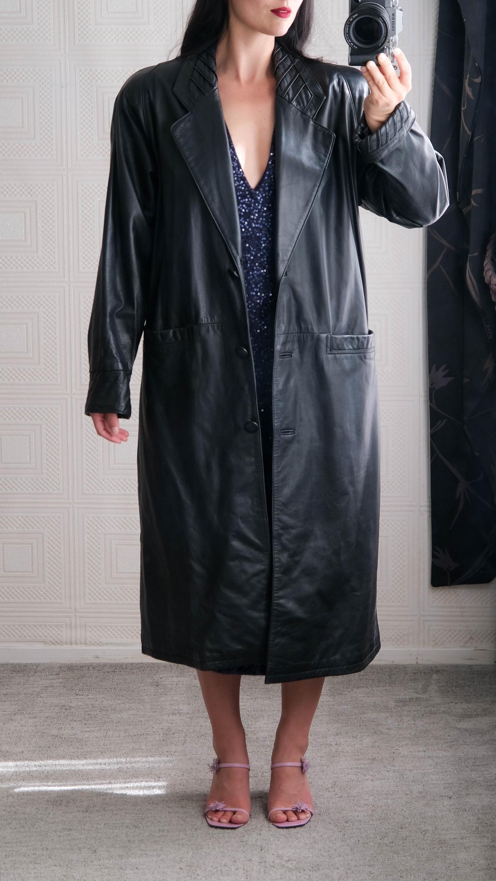 Vintage 80s J. FERRAR Black Lambskin Leather Drop Shoulder Trench