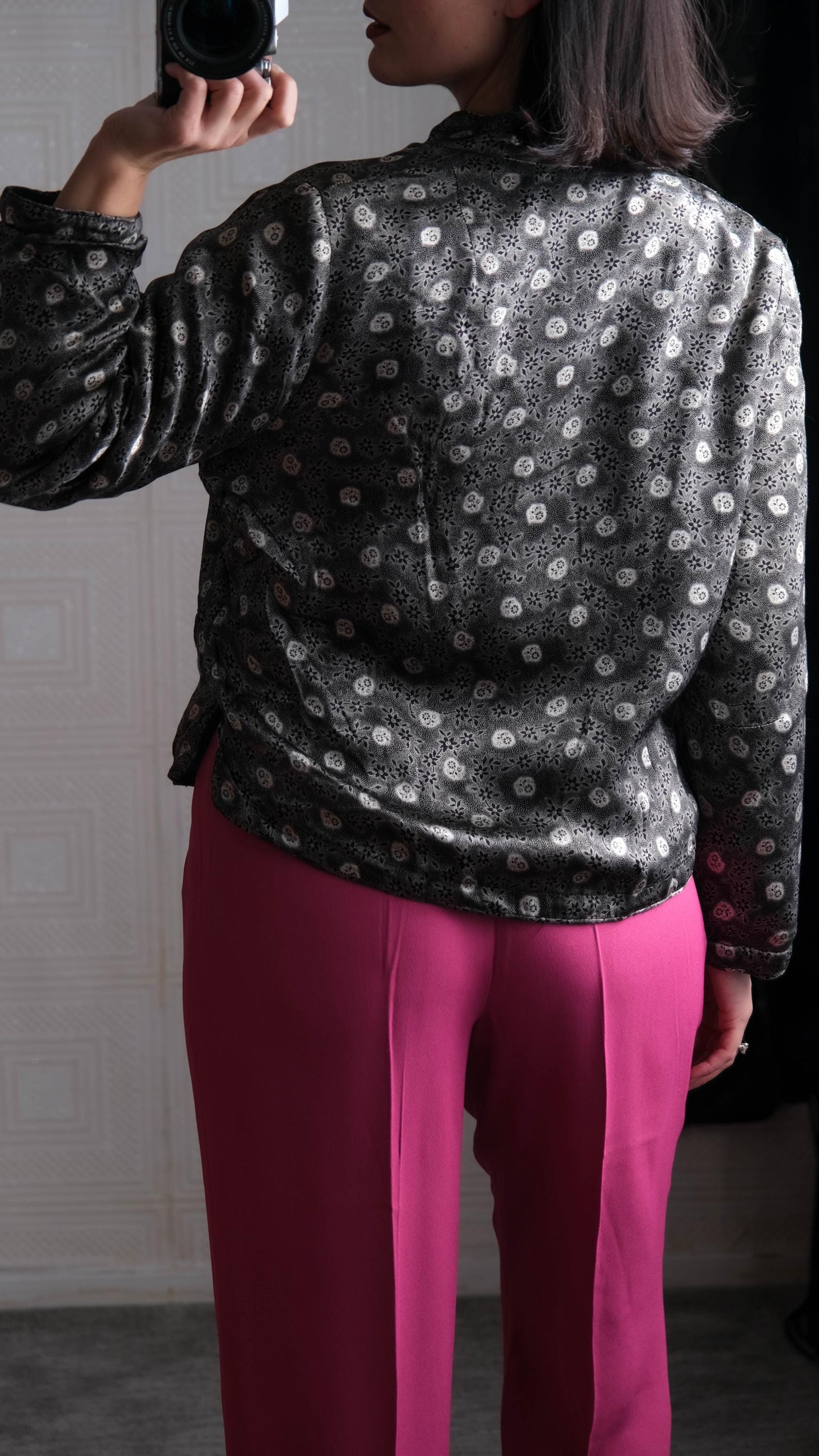 ヴィンテージ 90 年代 MOSCHINO 安くてシックなシルバー & ブラック