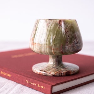 Vintage Green Onyx Marble Wine Glass / Cáliz, Copa, Licor, Wet Bar, Ágata, Rústico, Decoración del hogar / Vidrio para beber de piedra natural antigua imagen 1