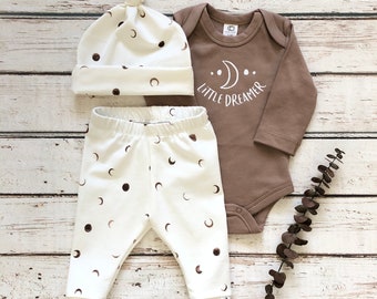 NEW! Beautiful Moon/Newborn Outfit/Bring Home Outfit/Toddler Outfit