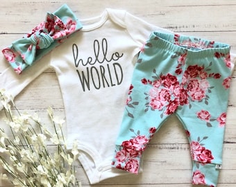 NEW! Painting the Roses Red Outfit/Newborn Outfit/Bring Home Outfit/Toddler Leggings