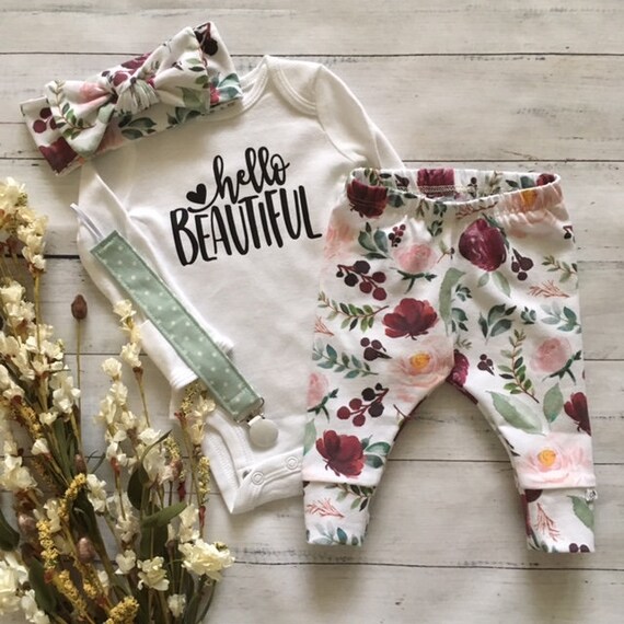 best outfit to bring baby home in