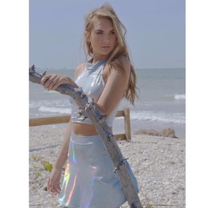 HOLOGRAPHIC Twin SET Sleeveless Turtle Neck Crop and High Waist Skater Skirt