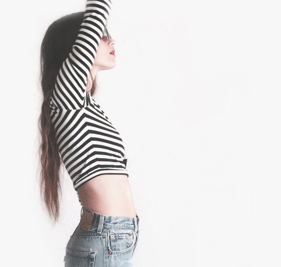Long Sleeve Crop Black and White Stripes 