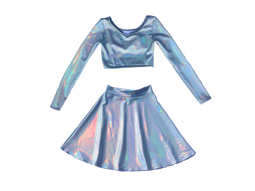 Pleated Skirt Holographic Skirt And Crop Top Pleated Skirt Holographic Skirt  Style Holo Skirt Forever 21, image size:1080x810