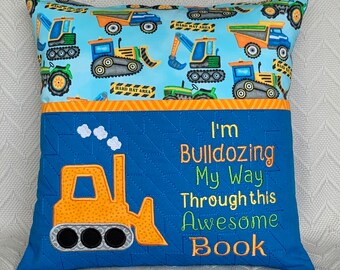 Construction Reading pocket cushion cover/Bulldozer and verse on pocket
